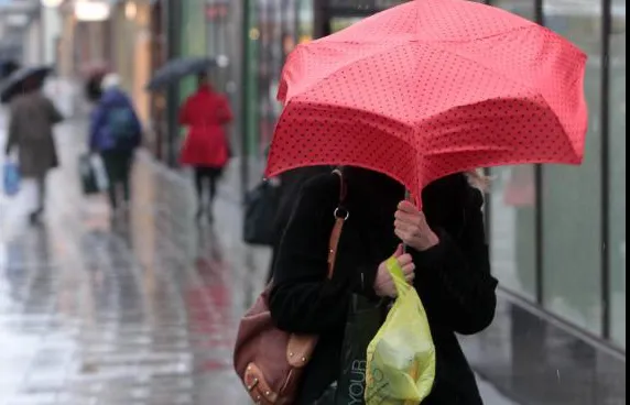 Se anunţă ploi! Meteo pe trei zile 