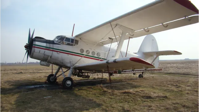 Un avion utilitar s-a prăbuşit la Brăila. Pilotul a murit la spital