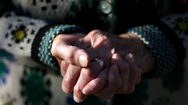 Mamă şi fiică, despărţite de război, s-au regăsit după 70 de ani. Ce şi-au spus este dureros