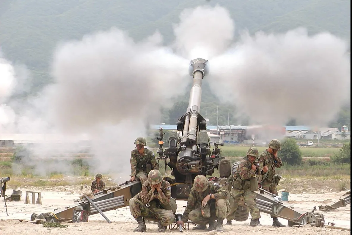 La un pas de război!  Coreea de Nord a bombardat Coreea de Sud!
