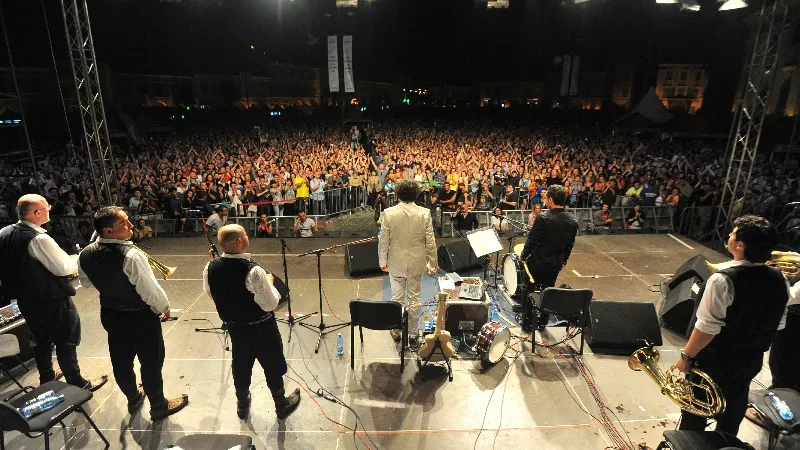 Ce facem în weekend: ne delectăm cu Bregovic şi îl redescoperim pe Enescu