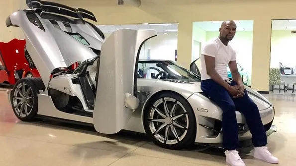 Floyd Mayweather şi-a cumpărat cea mai scumpă maşină din lume. Cât a costat