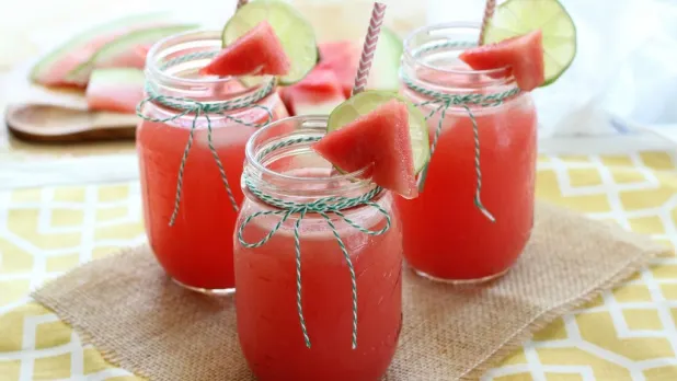 Limonada de pepene roșu. O rețetă simplă pentru adevărata băutură a verii
