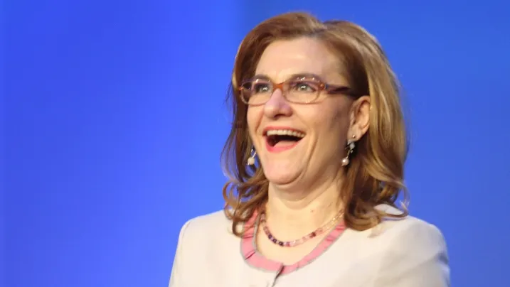 Maria Grapini, nervoasă la Realitatea TV după ce a fost acuzată că a încercat să o fure pe Kovesi