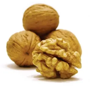 Ce minuni face pentru organism o cură cu nuci ţinută toamna