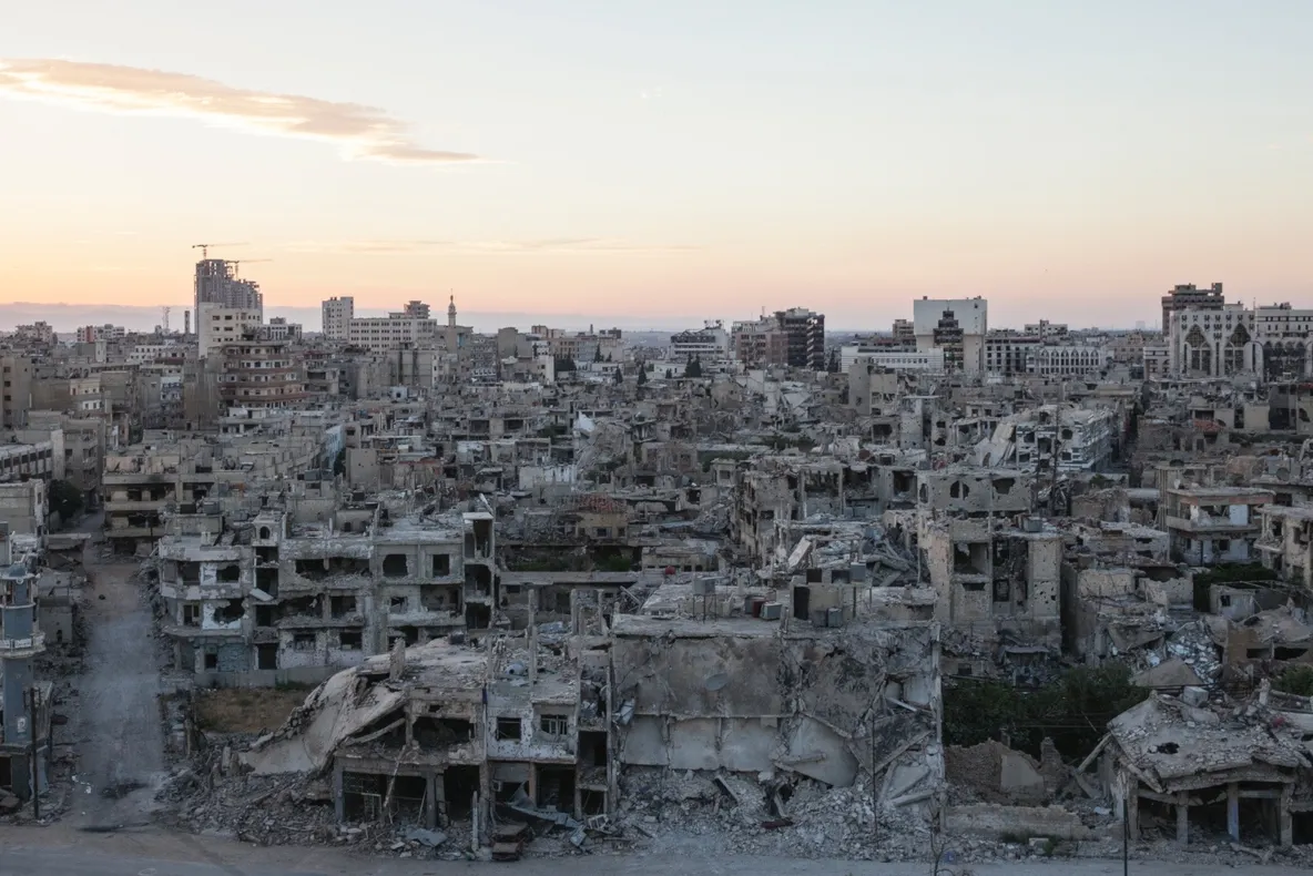 MAE: 3 cetăţeni români minori şi mama acestora au fost evacuaţi, la cerere, din Siria şi repatriaţi