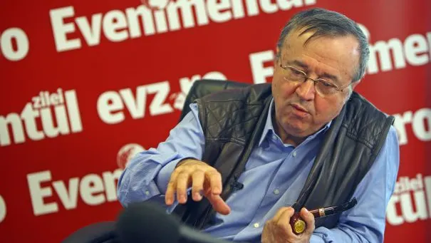 Scandal la ”Evenimentul zilei”. Un jurnalist și-a dat demisia din cauza unui mesaj de pe Facebook