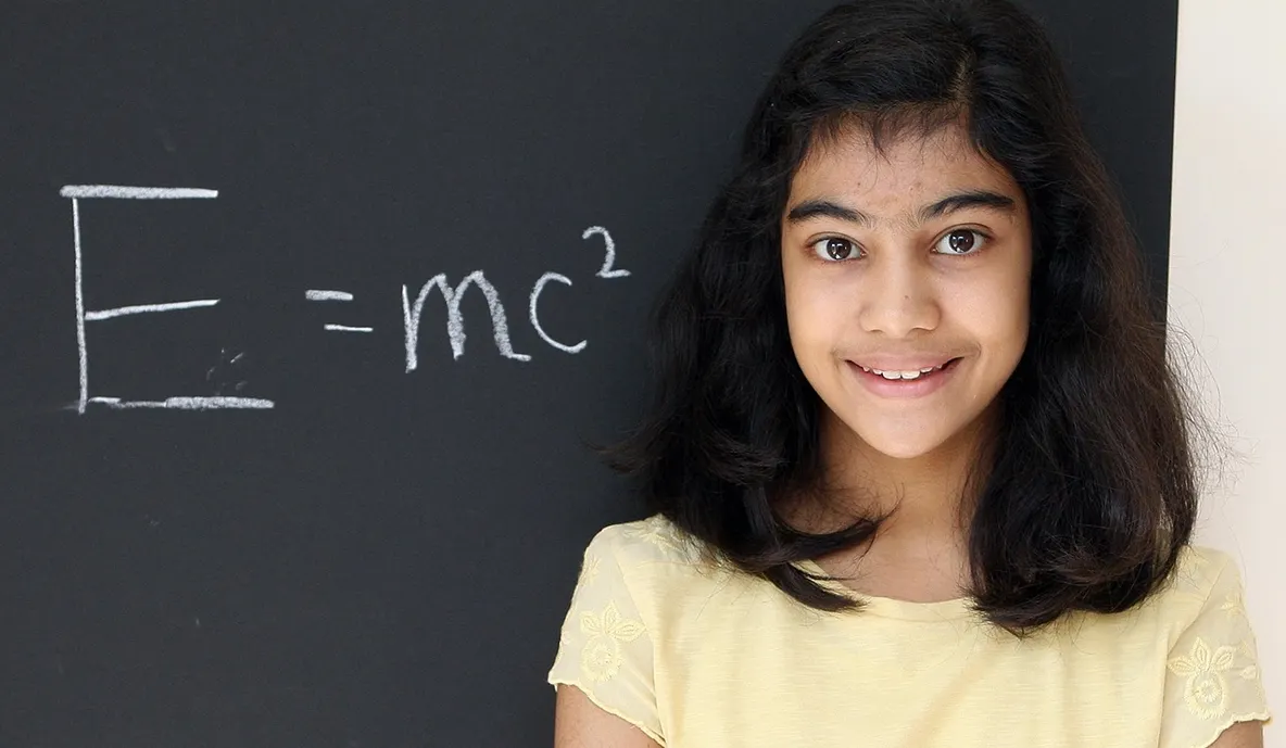 O fetiţă de 12 ani, mai inteligentă decât Albert Einstein şi Stephen Hawking. Ce IQ are Lydia