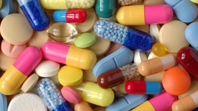 Atenţie de unde cumpăraţi medicamente! Peste o treime din produse sunt contrafăcute