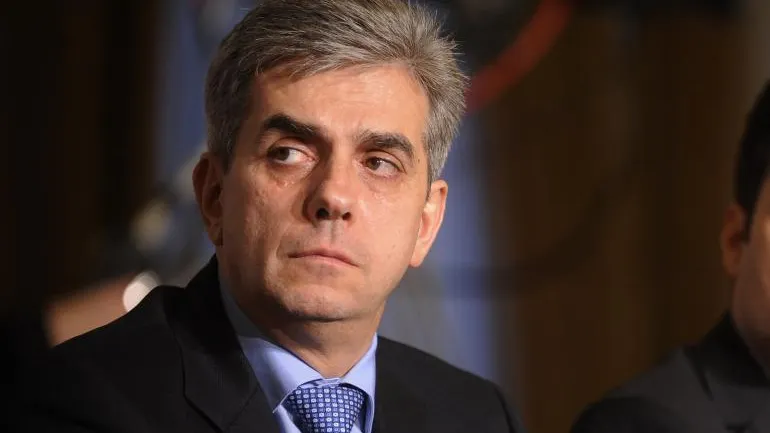 Nicolăescu: 180 de parlamentari au semnat moțiunea PNL. La 16.00 sunt convocate Birourile reunite