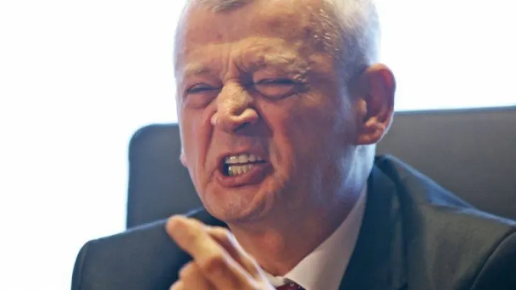 Dan Vasile : Cum se sifonează banul public în București! Se cere demisia lui Oprescu!(31 iulie 2015)