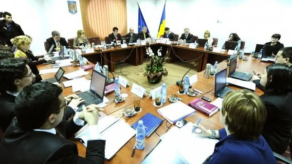 Prejudicii de sute de milioane de euro, nerecuperate de statul român! CSM sesizează Parlamentul