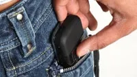 A vrut să fure telefonul unei tinere, dar a ajuns să cheme chiar el poliţia. "Ajutor, Doamne!"