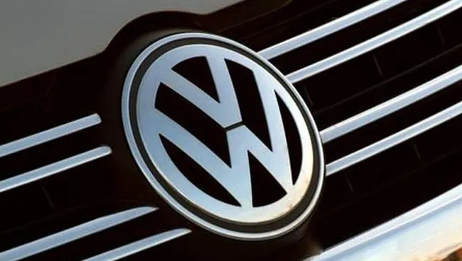 Die Welt: Guvernul german şi UE ştiau că Volswagen utiliza sisteme speciale privind emisiile 
