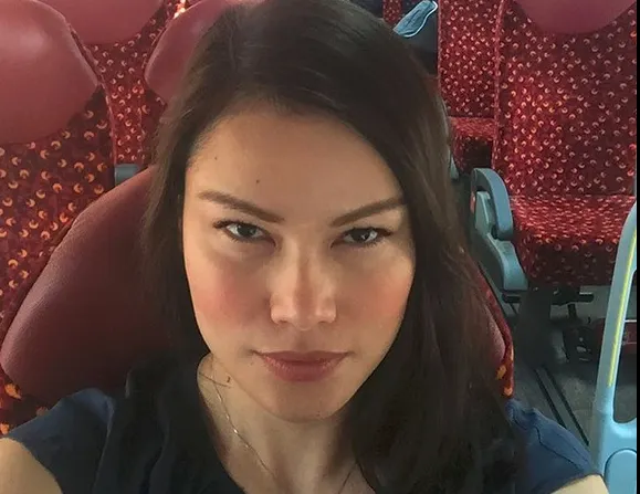 Un supermodel s-a făcut pastor creştin şi alungă necuratul cu Biblia