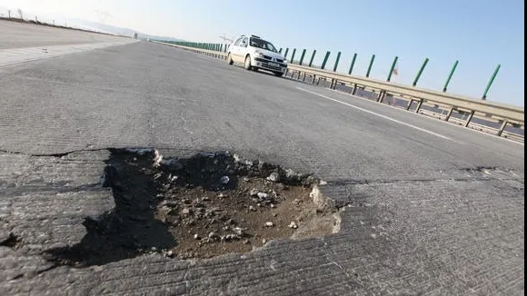 Bilanțul morților pe drumul paralel. Şantierul autostrăzii demolate, ÎNCHIS până la noi ordine