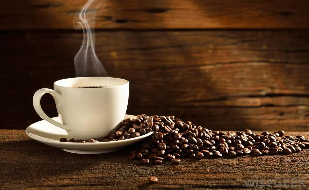 Combină cafeaua cu acest lichid și vei slăbi vizibil. Efectul este uimitor