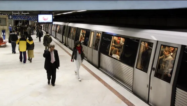 LIVE Insulele Feroe - Romania, duminică, 19.00. Ce au păţit fanii naţionalei la metrou, joi noapte