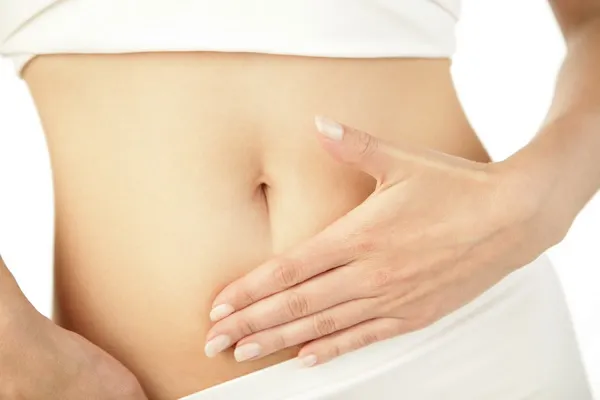 Preparatul banal care te scapă de paraziții intestinali și de kilogramele în plus