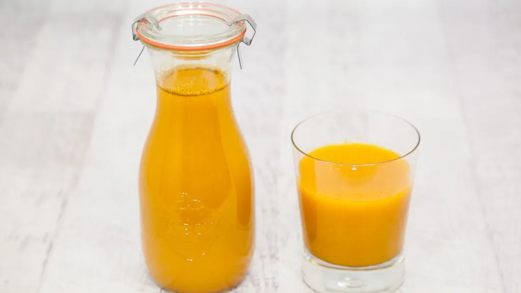 Efectul spectaculos al sucului de turmeric, bun pentru peste 100 de afecțiuni