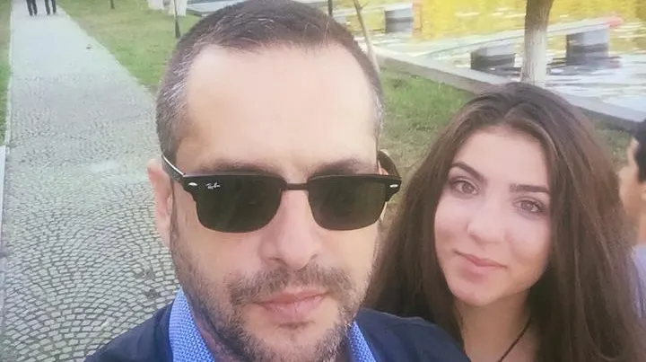 Cum a răspuns Mădălin Ionescu la întrebarea: "Soţia ta nu-i geloasă pe această tânără?"