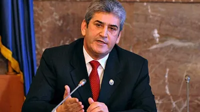 Un alt partid cere demisia lui Oprea și înființarea unei comisii parlamentare 