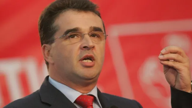 Oprișan, la Congresul PSD: Modificați această blestemată lege a incompatibilităților! 
