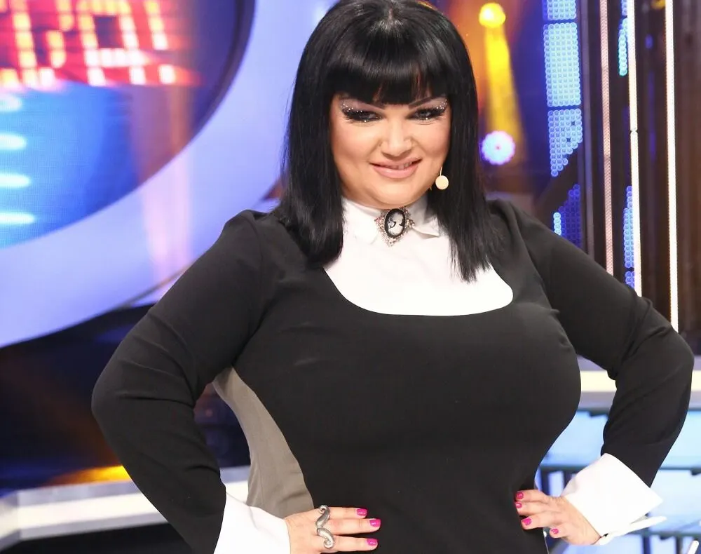 Ozana Barabancea, delir pe Facebook, după tragedia din clubul Colectiv. Mesajul ei e revoltător