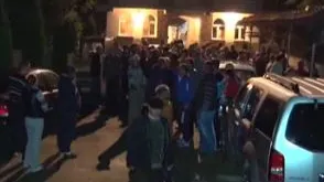 Scandal în curtea bisericii. Poliţiştii au intervenit 