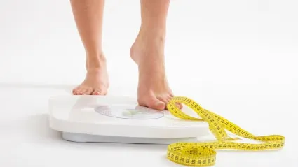Cea mai ieftină reţetă pentru slăbire. Dai jos de două ori mai multe kilograme cu acest suc natural
