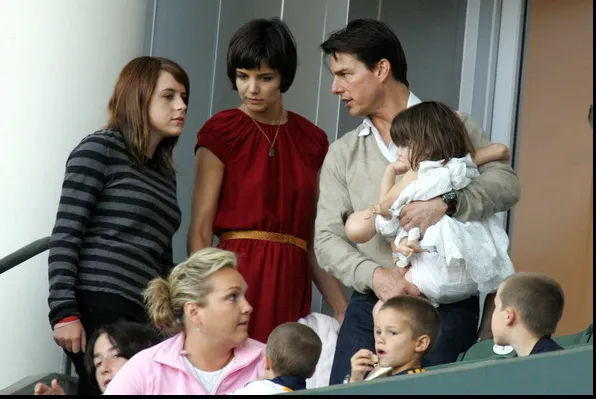 Tom Cruise are probleme de familie! A lipsit de la nunta fiicei sale!