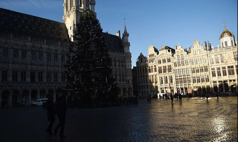 Bruxelles, ”oraşul fantomă”. Cum arată capitala Belgiei sub frica amenințărilor teroriste