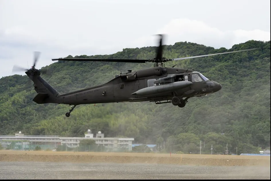 Elicopter militar, prăbușit în Statele Unite: patru persoane au murit