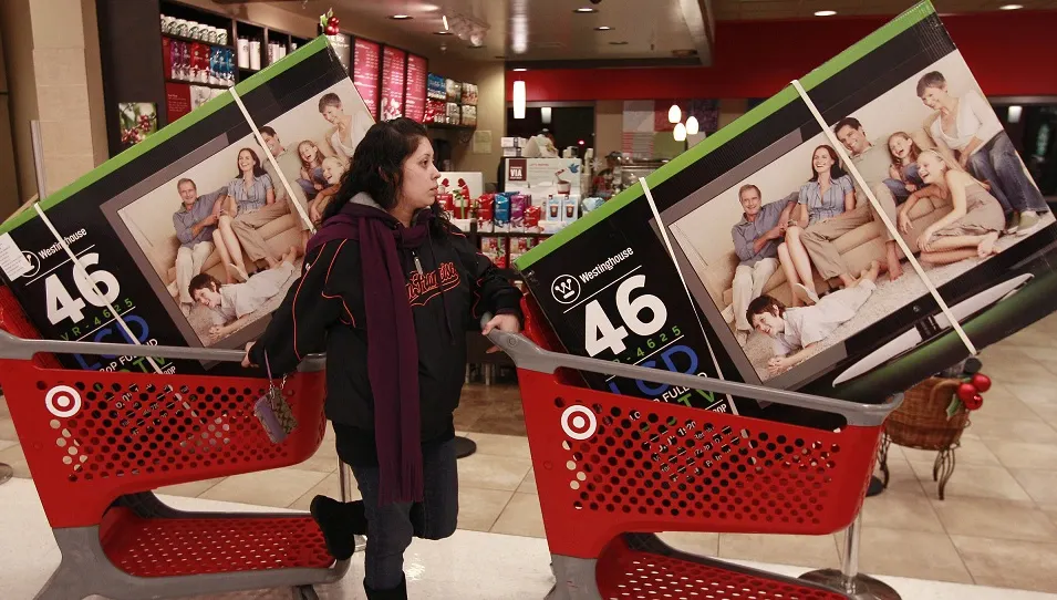 Mai tare decât Black Friday. Lichidare de stoc la Domo: “Dăm tot”