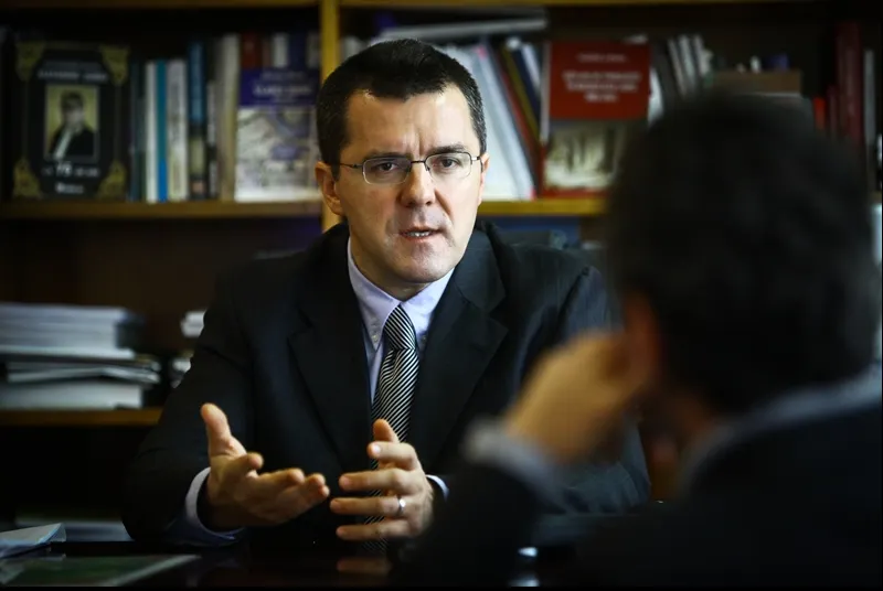 Dan Dungaciu (AUR) face praf disputele din Coaliție: „N-au legătură cu guvernarea sau cu România, sunt lupte pentru putere”