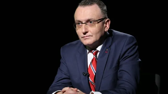 Cîmpeanu: Din cele 19.000 de școli, doar 7% au autorizații ISU 