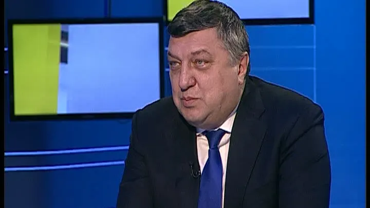 Cu cine merge PNL la locale. Atanasiu: "Alegerea într-un singur tur, lipsită de legitimitate"  