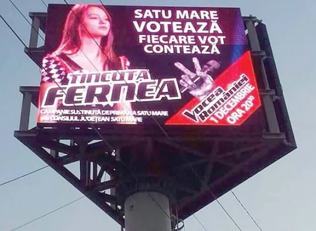 Şoc! Ce a apărut pe străzi în Satu Mare. Cetăţenii au amuţit. Are legătură cu Tudor Chirilă