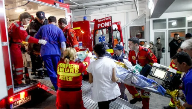 Incendiul din #Colectiv n-a ars și minciuna. Cum au fost ascunse sub preș nevoile spitalelor