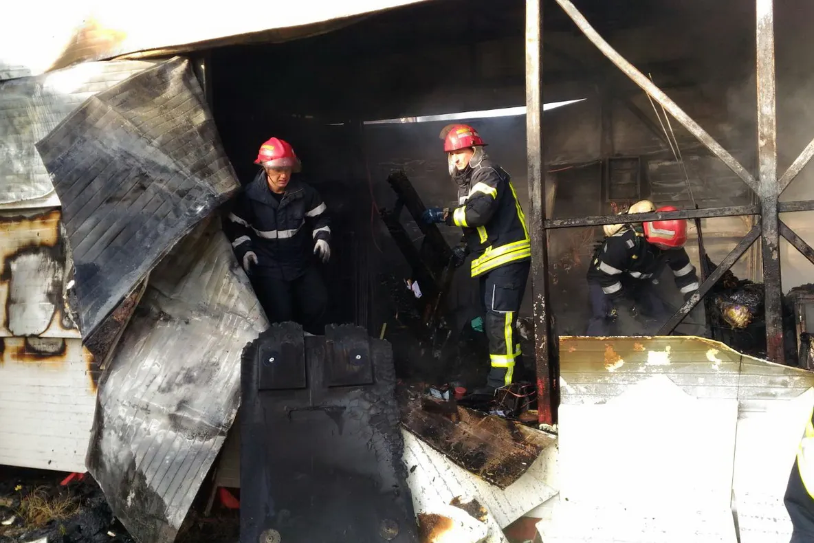 Incendiu violent la Muzeul Romilor din București