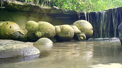 Monumente ale naturii în România. Ce sunt, de fapt, faimoșii trovanți buzoieni
