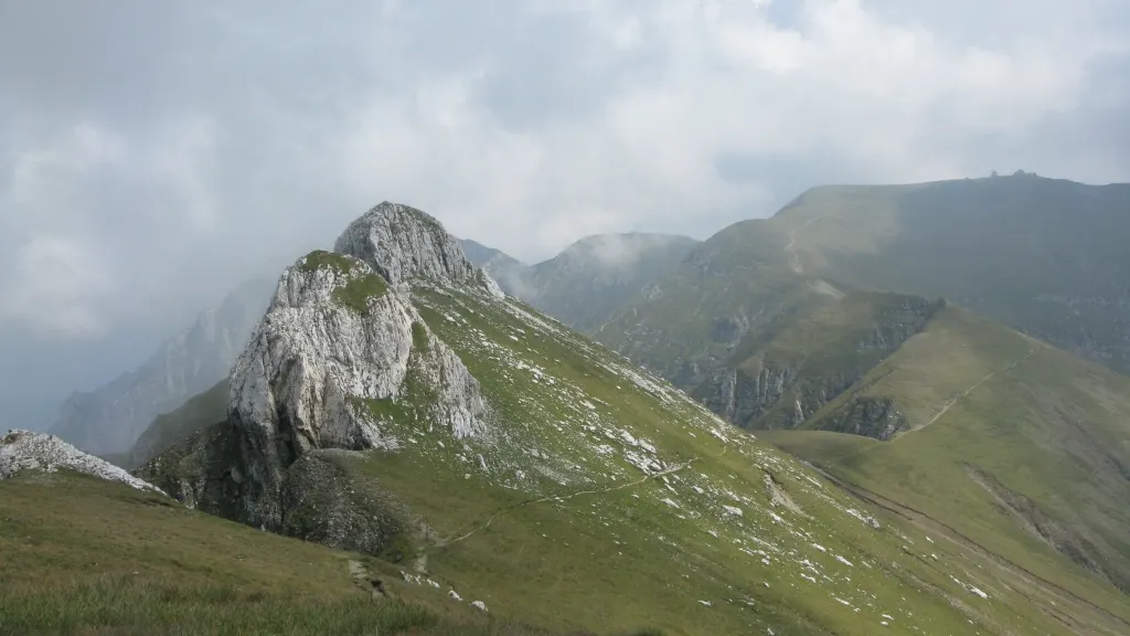 Cercetătorii japonezi: În România se află cel mai puternic pol energetic din lume