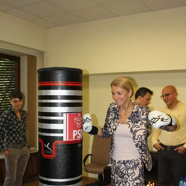 Alina Gorghiu pleacă în SUA la începutul sesiunii parlamentare