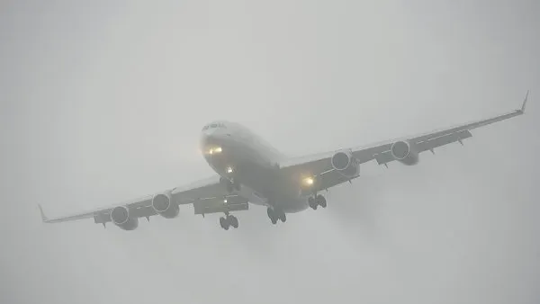 Probleme şi pe aeroportul din Târgu Mureş din cauza vremii