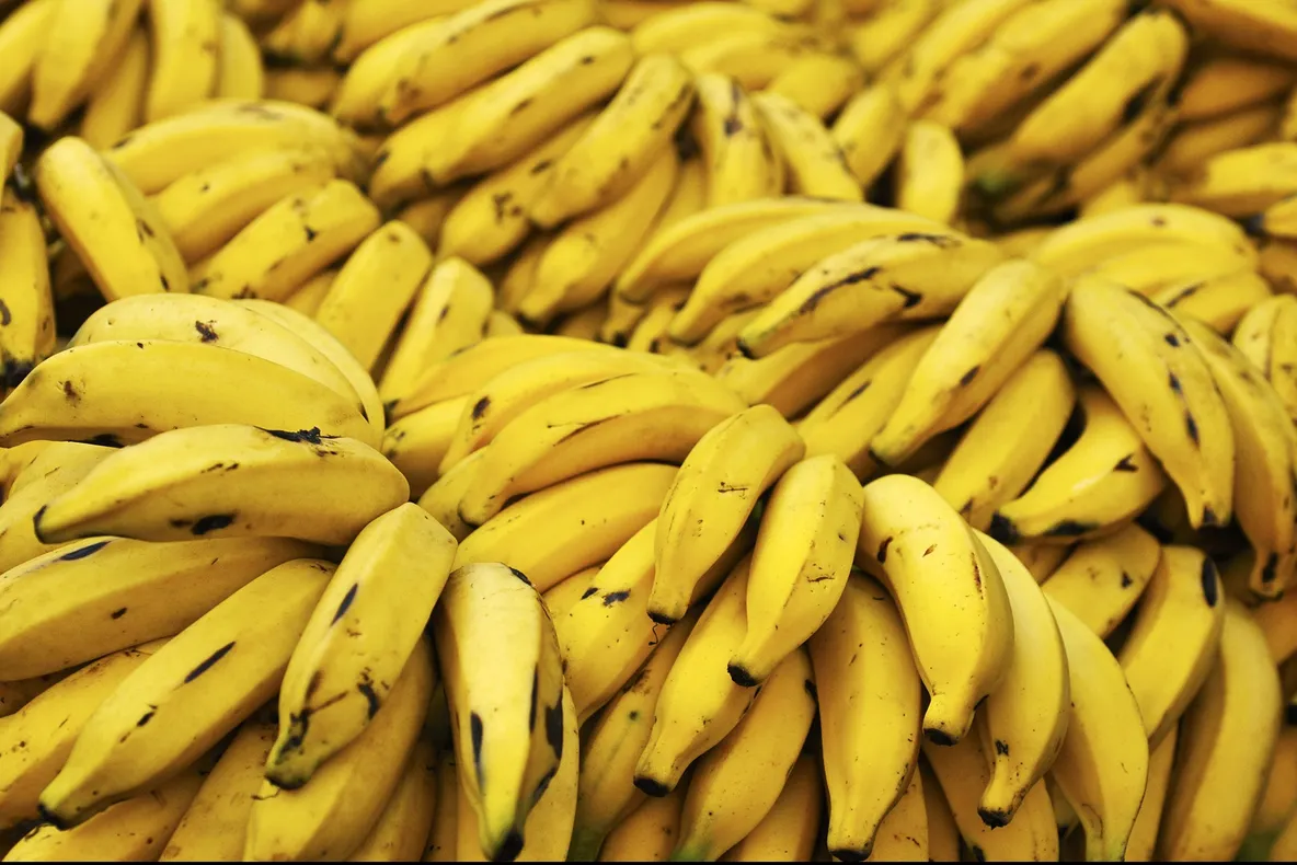 Adevărul ascuns despre banane. Ce se întâmplă dacă le mănânci zilnic