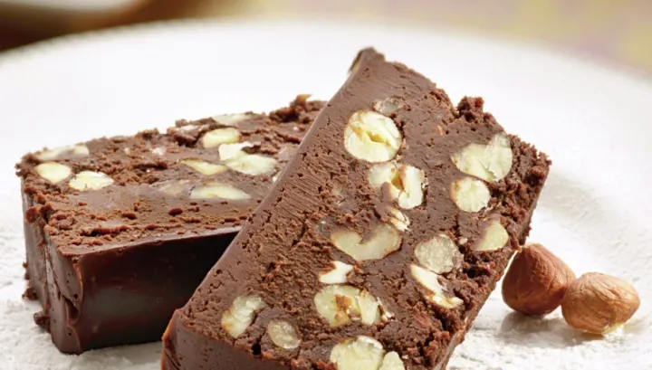 Cea mai bună reţetă de ciocolată de casă. Ingredientul secret. Gata în 20 de minute 