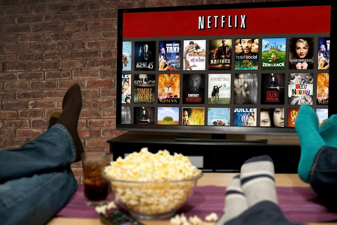 Cum să vezi Netflix pe televizor, chiar dacă nu e smart TV