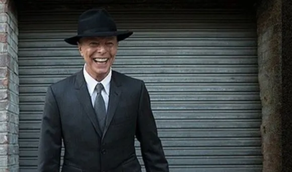 Ultima imagine cu David Bowie în viaţă