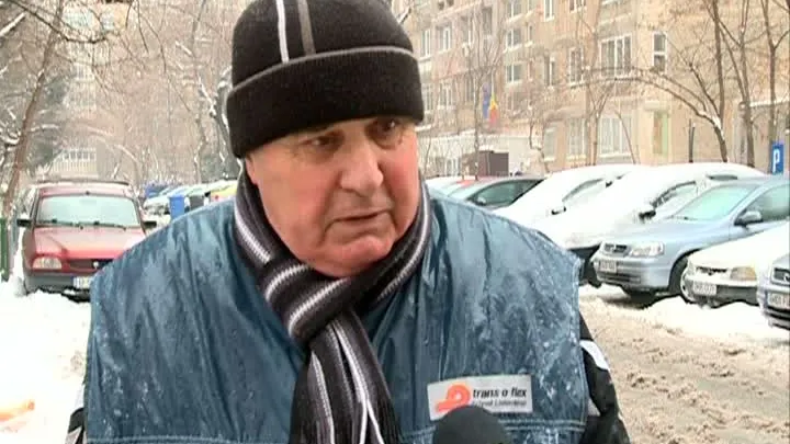 Bucureștenii tremură în continuare de frig. RADET: "Da, avem căldură în toată Capitala"