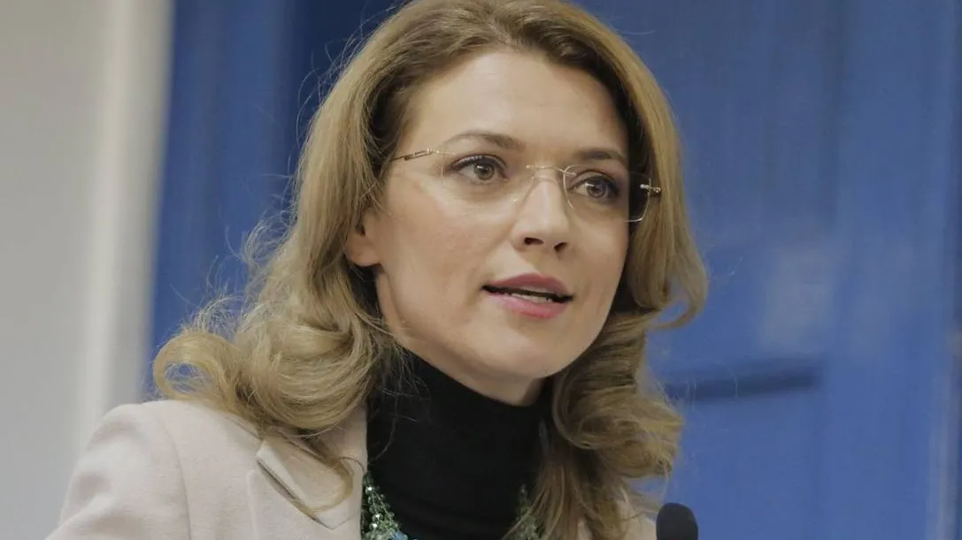Gorghiu: Sper ca președintele Timofti să găsească o soluție de evitare a alegerilor anticipate